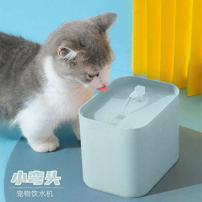 One set of automatic circulating water dispenser, live water dispenser, cat and dog basin and feeding bowl for cats