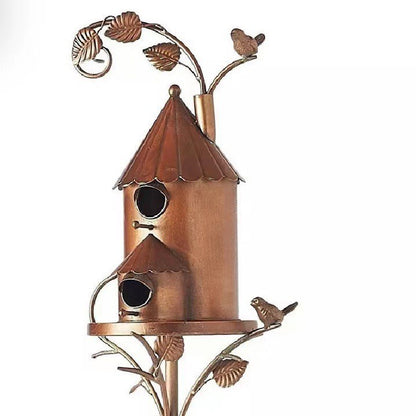 Metal Kunst Fuglehus til Haven - Unik Dekoration og Sikker Tilflugtssted for Fugle, Holdbart Design med Naturlig Patina